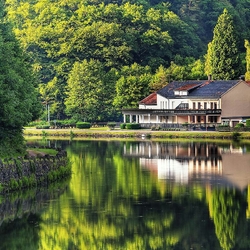 Пазл: Отель на берегу