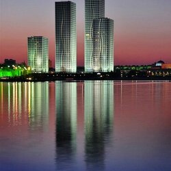 Пазл: Танцующие небоскребы