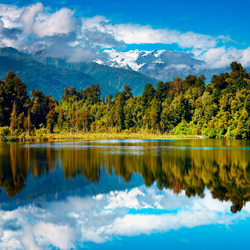 Пазл: Озеро в горах