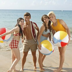 Пазл: Лето. Пляж. Кино