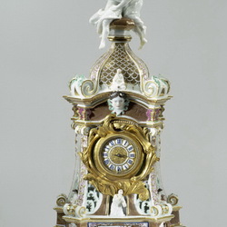 Пазл: Часы в фарфоре