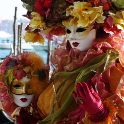 Пазл: Венецианская маска