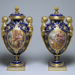 Пазл: Антикварные вазы