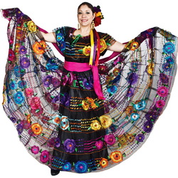 Пазл: Девушка в латиноамериканском костюме