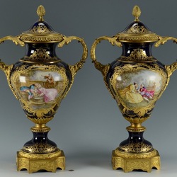 Пазл: Антикварные вазы