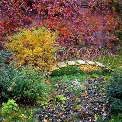 Пазл: У стен монастыря