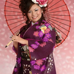 Пазл: Девушка в японском костюме
