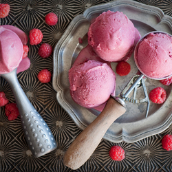 Пазл: Малиновое лакомство