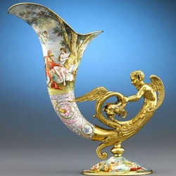 Пазл: Антикварная ваза