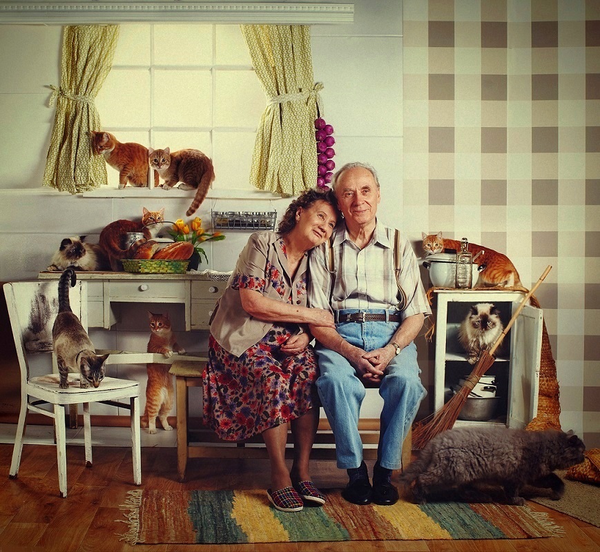 Тихое семейное счастье. Семья и быт. Фотосессия в старой квартире. Квартира для пожилой пары.