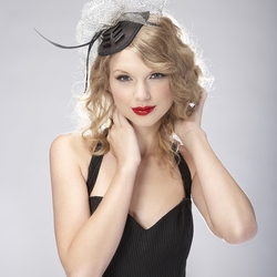 Пазл: Тейлор Свифт