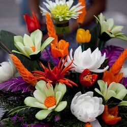 Пазл: Цветы из овощей