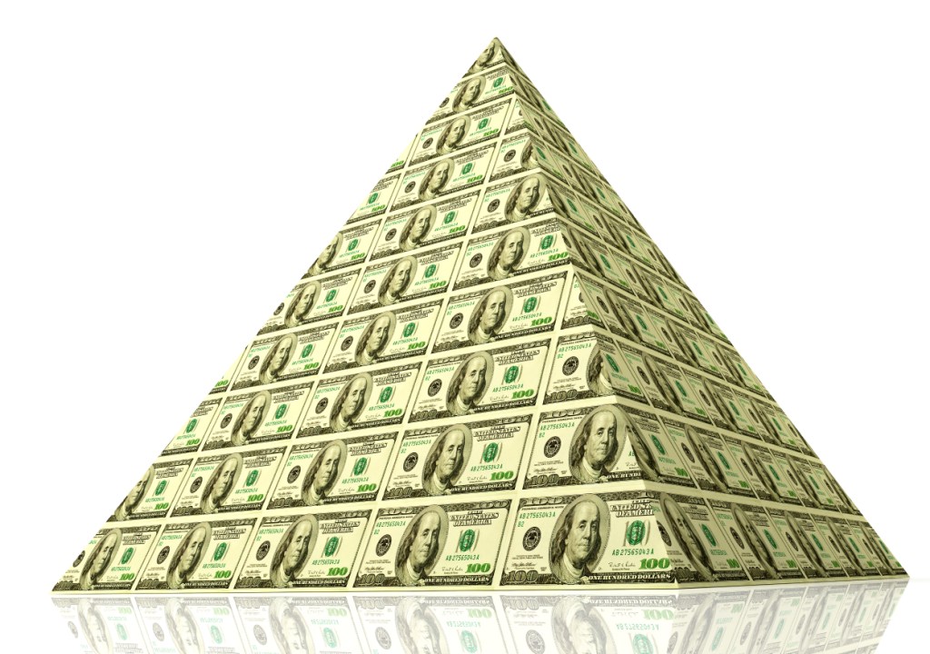 Сейчас мы наблюдаем новую волнующую финансовую пирамиду в России