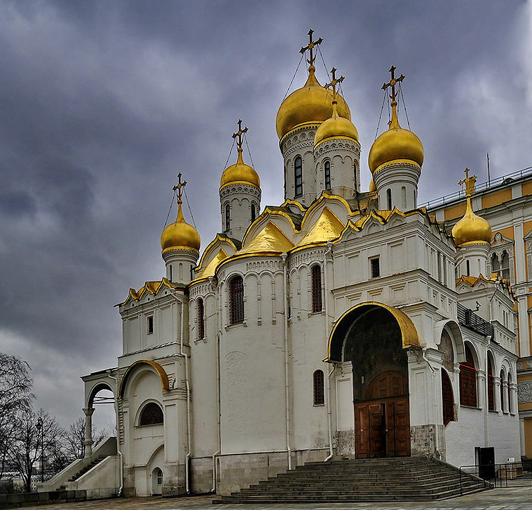 Благовещенский собор «на сенях» великокняжеского дворца