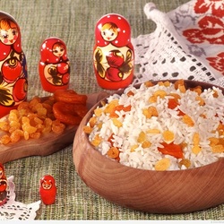 Пазл: Рисовая каша с сухофруктами