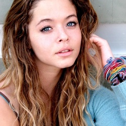 Пазл: Саша Питерс