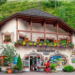 Пазл: Дом в цветах