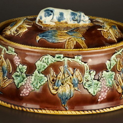 Пазл: Блюдо с крышкой