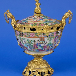 Пазл: Антикварная ваза