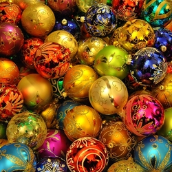 Пазл: Новогодние шарики