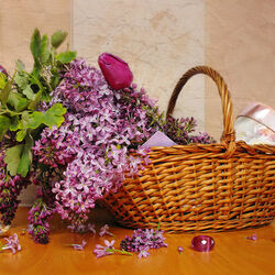 Пазл: Корзина с сиренью