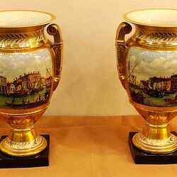 Пазл: Старинные парные вазы - 