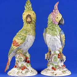 Пазл: Попугаи из фарфора