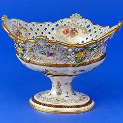 Пазл: Фарфоровая ваза