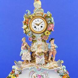 Пазл: Часы в фарфоре