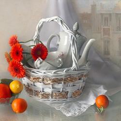 Пазл: Герберы на окне