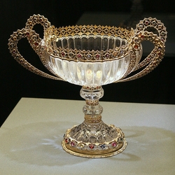 Пазл: Драгоценная чаша