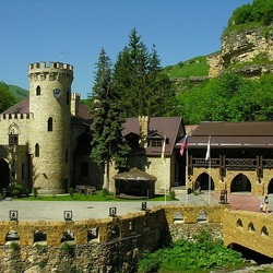 Пазл: Замок коварства и любви