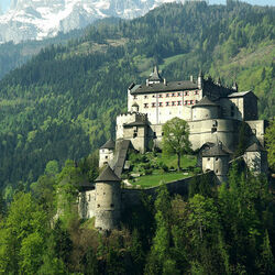 Пазл: Замок Хоэнверфен