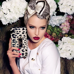 Пазл: Гламурная девушка