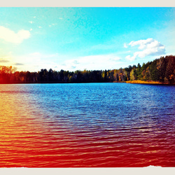 Пазл: Цветное озеро