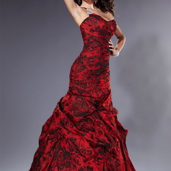 Пазл: Дизайнерское платье 