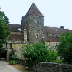 Пазл: Замок Жеври-Шамбертен. Фрагмент