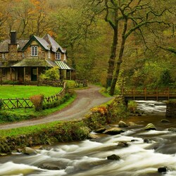 Пазл: Дом у реки