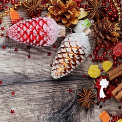 Пазл: Шишки