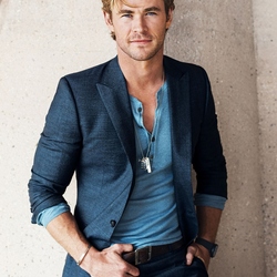 Пазл: Крис Хемсворт