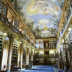 Пазл: Библиотека в Праге